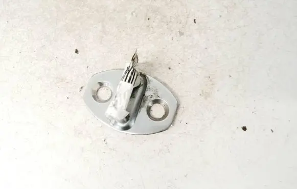 Volkswagen Golf V Front door lock loop/hook striker 3b0837033ag