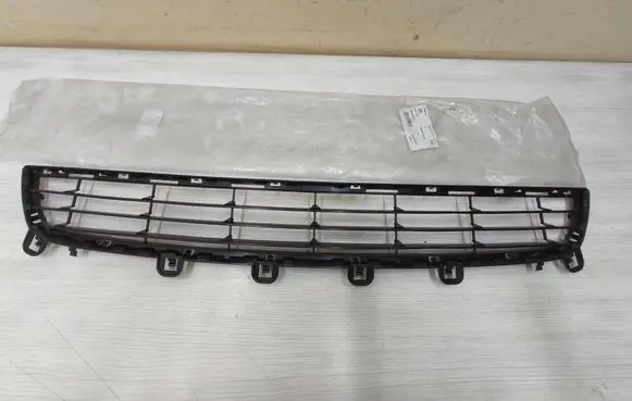 Front bumper lower grill