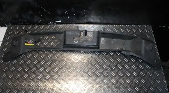 Volvo C30 Radiator trim 31217837 A22434