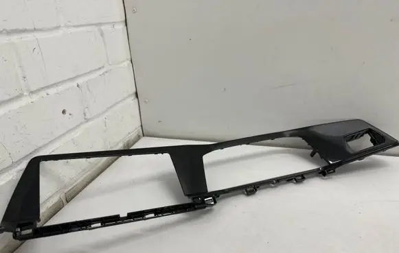 Volkswagen Golf VIII Dashboard trim 5H2857211C