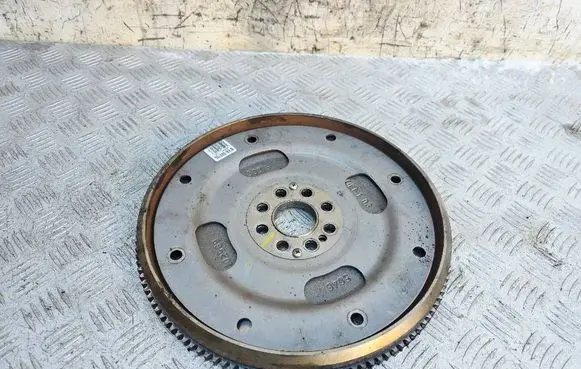 Nissan Navara D23 Flywheel 123112496R