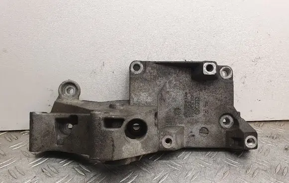 Seat Ibiza IV (6J,6P) Generator/alternator bracket 038903143AG