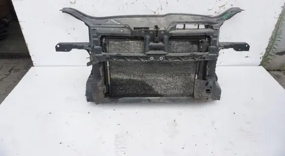 Volkswagen Jetta V Radiator support slam panel