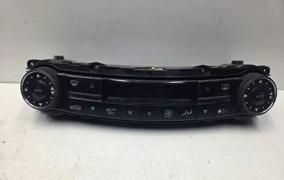 Mercedes-Benz E W211 Climate control unit A2118300685 2118300685