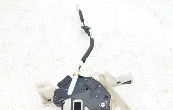 Ford Edge II Rear door lock FT4AA26412 FT4AA26412BD 1528583