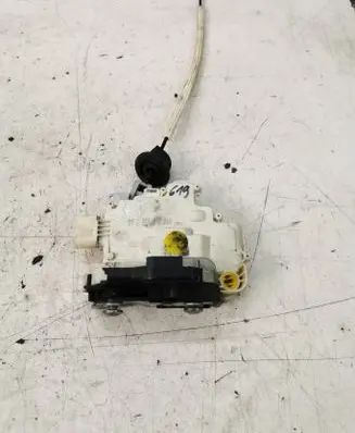 Audi A6 S6 C6 4F Front door lock 4F1837015