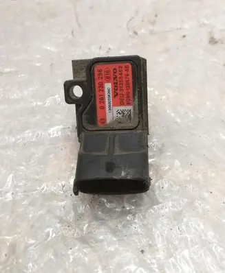 Volvo S60 Turbo air boost pressure sensor 0261230296 6G9N12B676AB DEU31355463