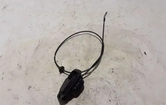 Volvo XC90 Engine bonnet (hood) release handle 31651260