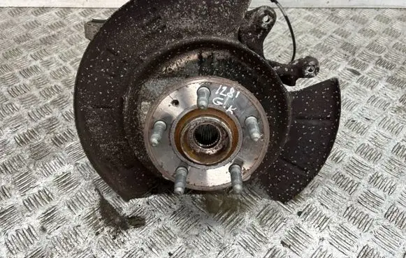 Tesla Model S Rear wheel hub