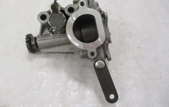 Renault Talisman Oil pump 233000686R