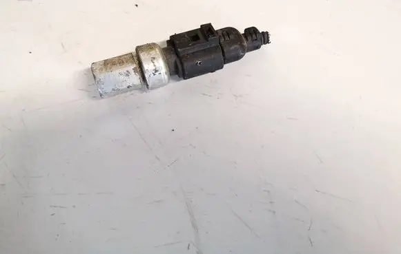 Skoda Fabia Mk2 (5J) Air conditioning (A/C) pressure sensor 1j0973703
