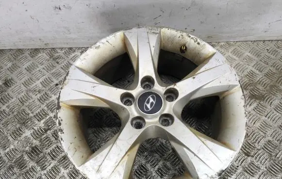 R16 alloy rim