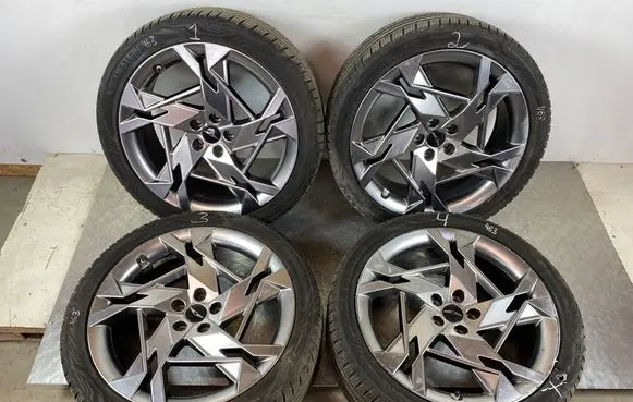 Genesis GV60 R21 alloy rim 52910CU400