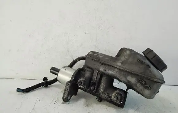 Opel Zafira A Master brake cylinder