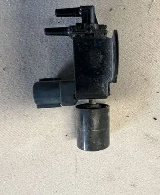 Renault Vel Satis Vacuum valve 1846001751 8943753311