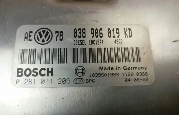 Volkswagen PASSAT B5.5 Engine control unit/module ECU 038906019KD