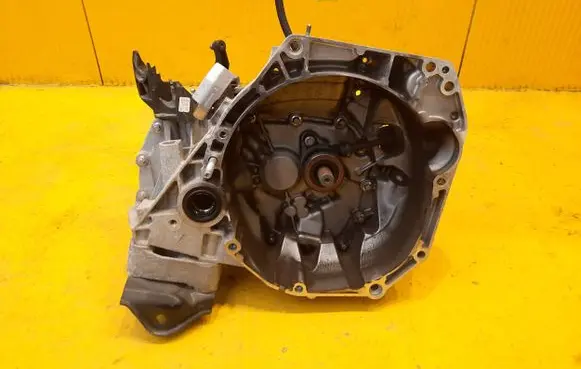 Renault Captur II Manual 5 speed gearbox JR5082 304017773R JR5