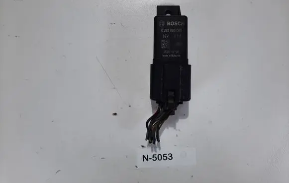 Volkswagen Polo V 6R Glow plug pre-heat relay