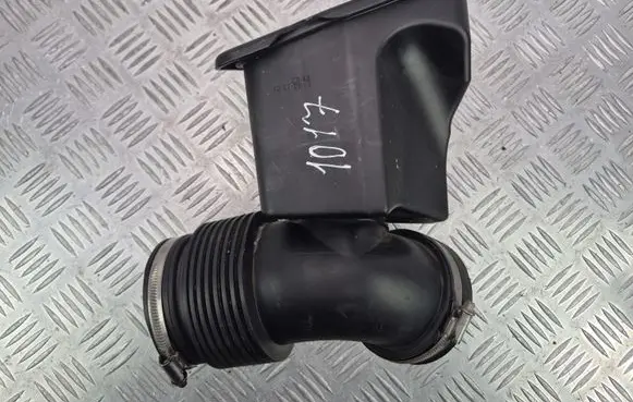 BMW 5 F10 F11 Oil filter mounting bracket 7590595 51750610 70359911