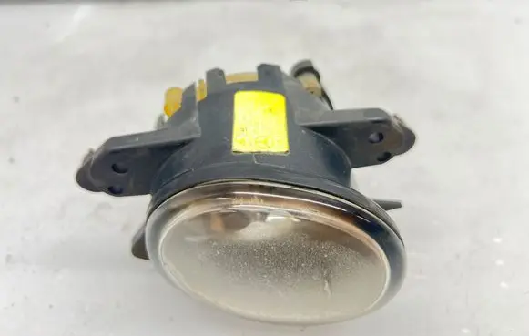 Mercedes-Benz R W251 Front fog light A2518200756
