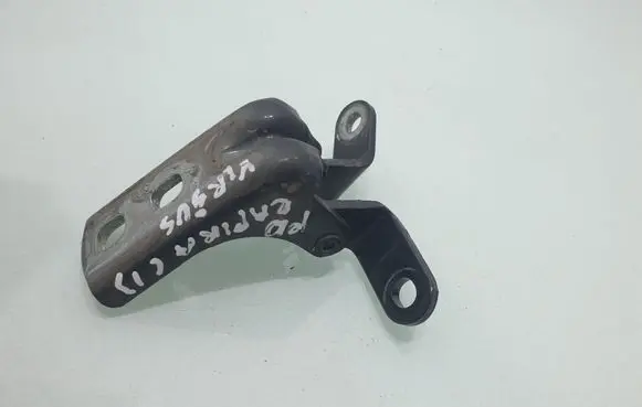 Opel Zafira C Front door upper hinge 