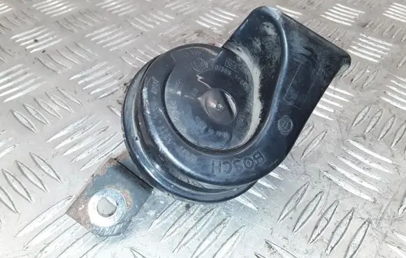 Nissan Note (E11) Horn signal 001157