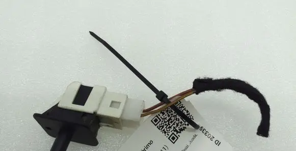 Mercedes-Benz CLS C219 Rear door sensor 2028209410