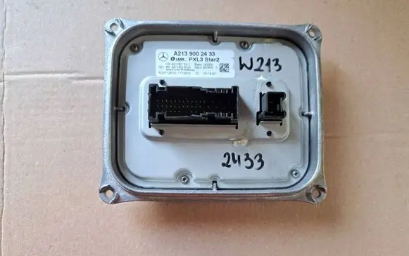 Mercedes-Benz E W213 Headlight ballast module Xenon A2139002433