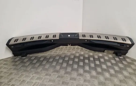 Nissan Qashqai+2 Trunk/boot sill cover protection 84992EY10A