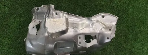 Mini One - Cooper F56 F55 Exhaust heat shield 8632103