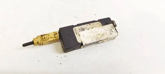 Volkswagen PASSAT B6 Antenna control unit 3C9035552A