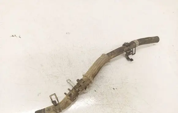 Toyota RAV 4 (XA30) Engine coolant pipe/hose 