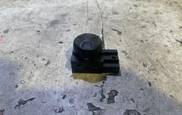 Chrysler Pacifica Seat adjustment knob 56046232AA 36422