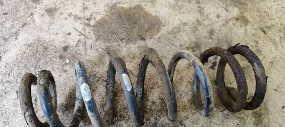 Toyota Corolla Verso AR10 Rear coil spring