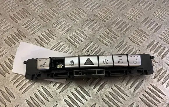 Mercedes-Benz GLE AMG (W166 - C292) Seat heating switch A2929051700