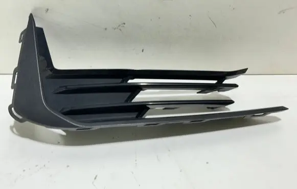 Chevrolet Camaro Front bumper lower grill 84524886