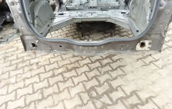 Renault Scenic III - Grand scenic III Trunk bottom trim panel K9KG832