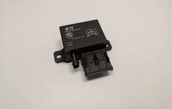 BMW X5 F15 Other relay 9198302 61369198302