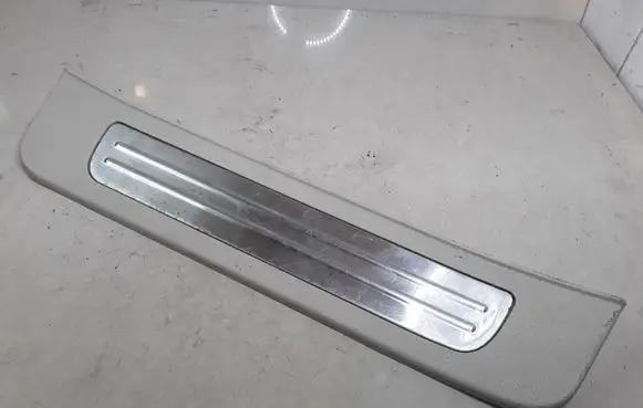 Hyundai Santa Fe Side skirt rear trim 858852B000
