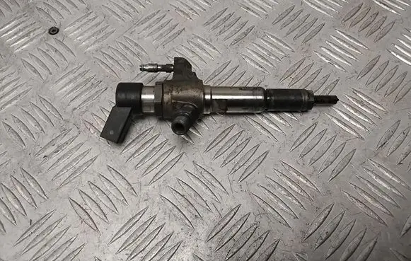 Ford Focus Fuel injector 9802448680