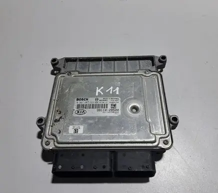 KIA Ceed Engine control unit/module 0261201324 391102B500 1039S20590