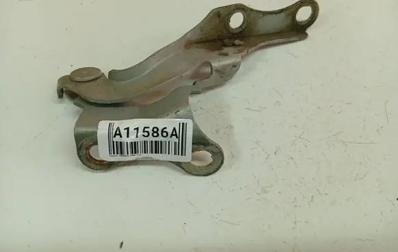 Toyota Avensis T250 Engine bonnet/hood hinges