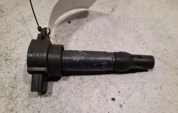Mitsubishi Colt High voltage ignition coil FK0330 MN195616