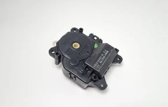 Mazda 5 Air flap motor/actuator 8610000990 HB601BN8V01 HB601BN8V