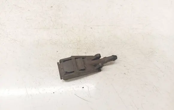 Volkswagen Bora Windshield washer spray nozzle 6E0955985