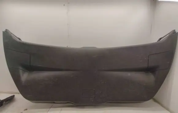 Toyota Auris E180 Tailgate trim 6478002030