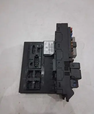 Mercedes-Benz E W211 SAM control unit 2115453801