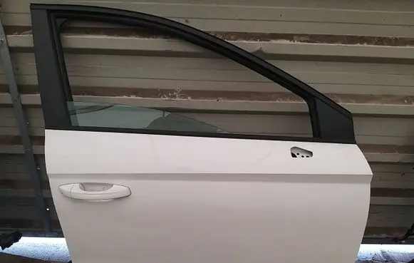 Seat Ibiza V (KJ) Front door