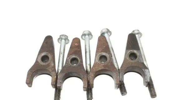 Toyota Avensis T270 Fuel Injector clamp holder
