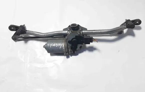 Skoda Fabia Mk2 (5J) Front wiper linkage and motor 5J1955113A